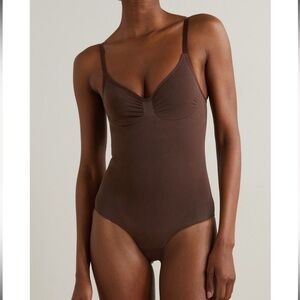 SKIMS Seamless Sculpt Brief Bodysuit - Cocoa